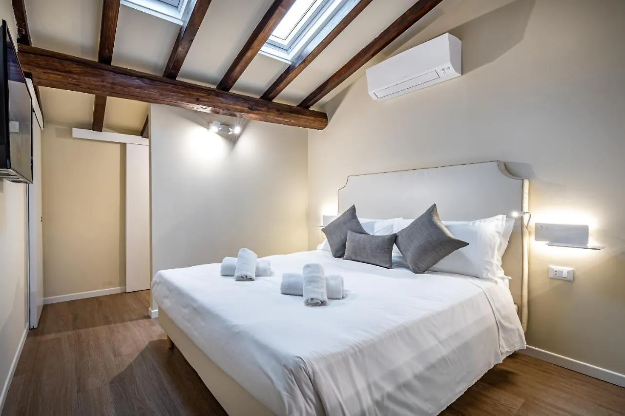 Garibaldi Luxury Apartments Prato