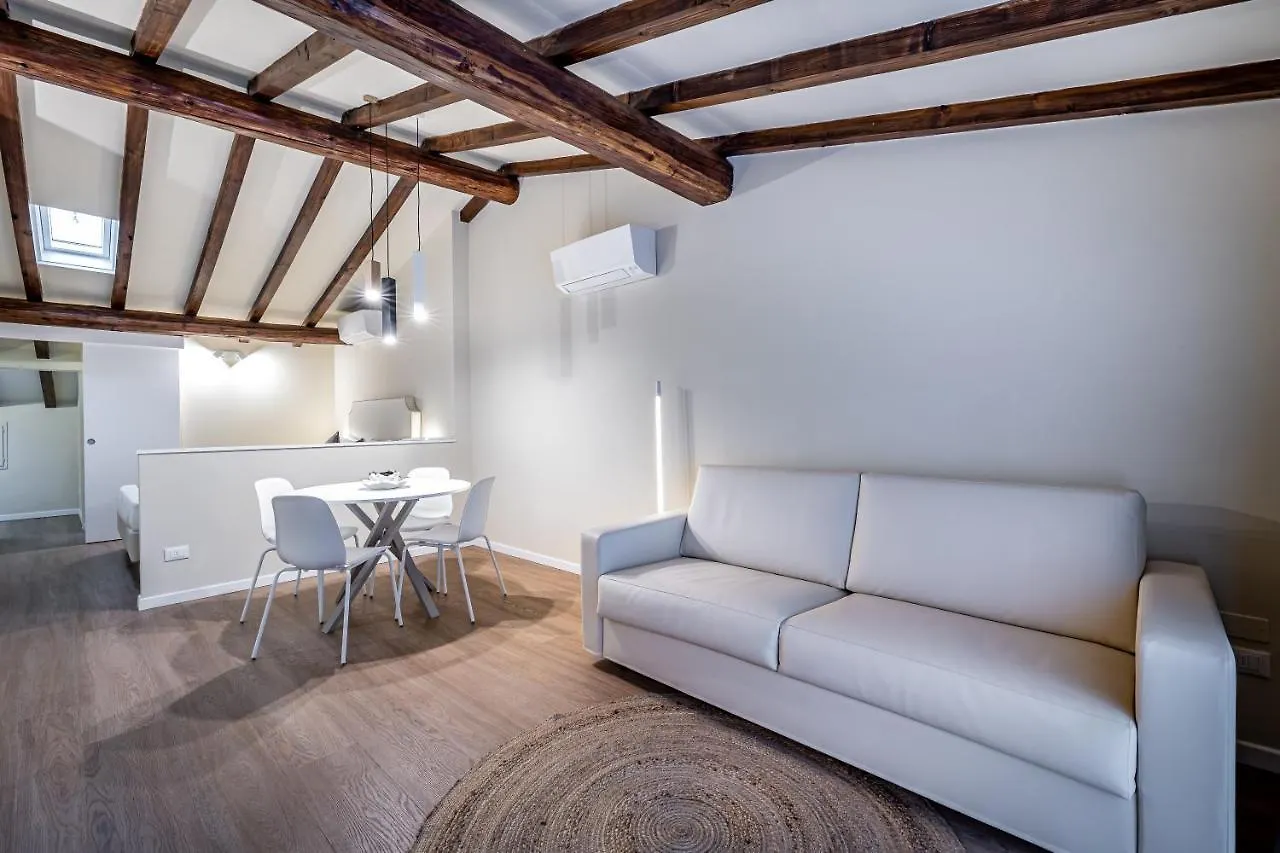 Garibaldi Luxury Apartments Prato