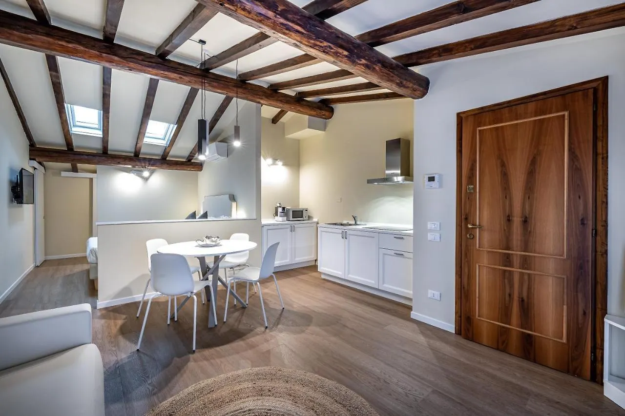 Garibaldi Luxury Apartments Prato
