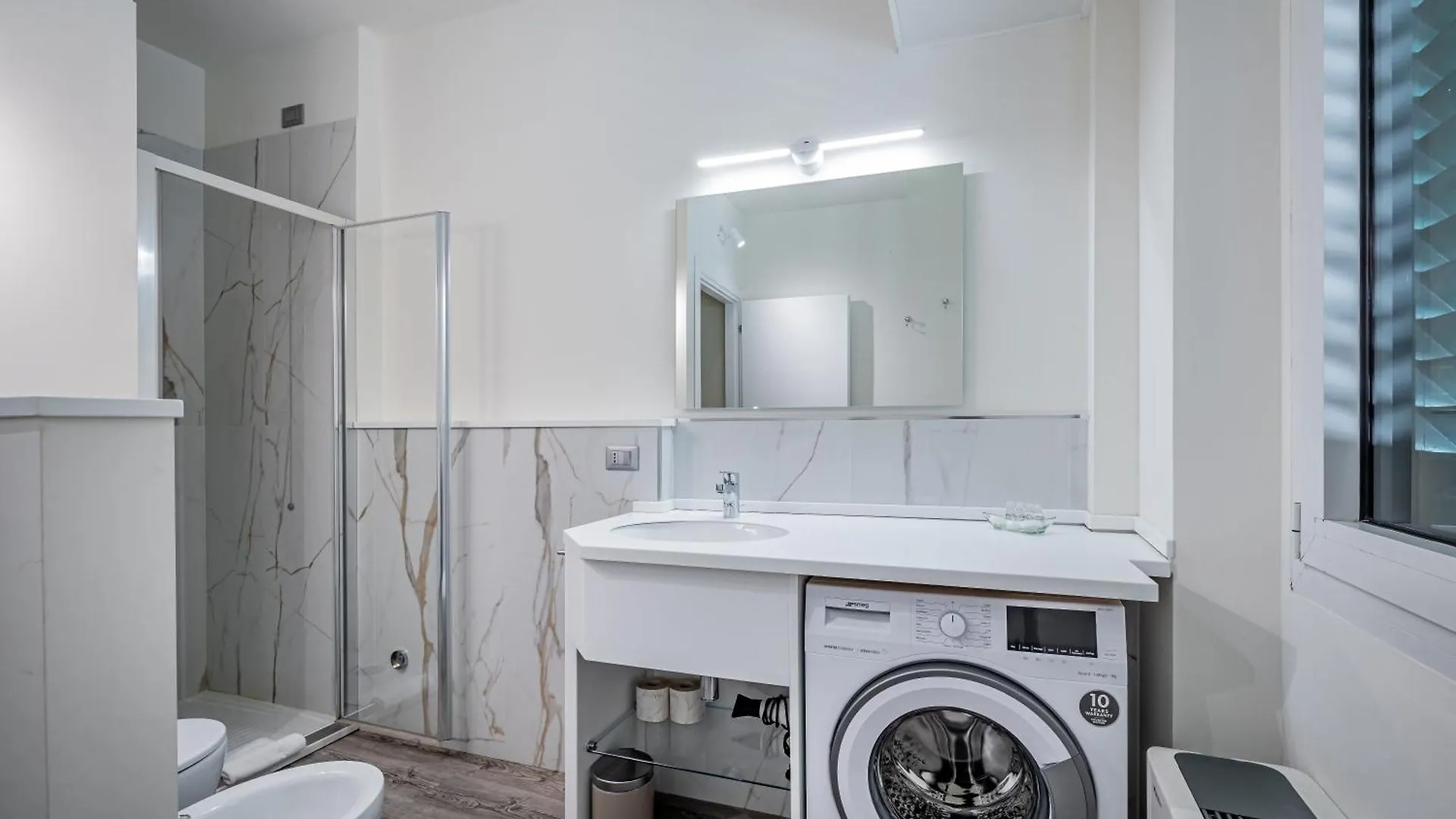 Garibaldi Luxury Apartments Prato  Italie